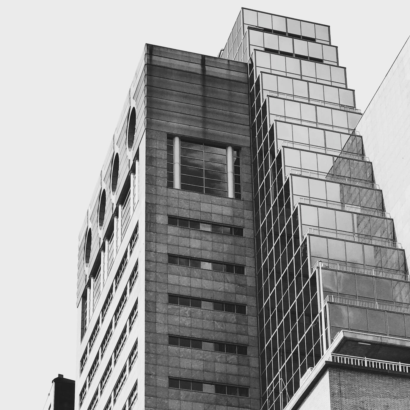 Monochrome Minimal 11, 2022. Peter Preis. MIME: image/jpeg, Token: FA2, Storage: IPFS, Contract: KT1...